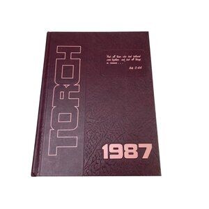 1987 Torch Southeastern University FL Lakeland Florida SEU College Yearbook 80s